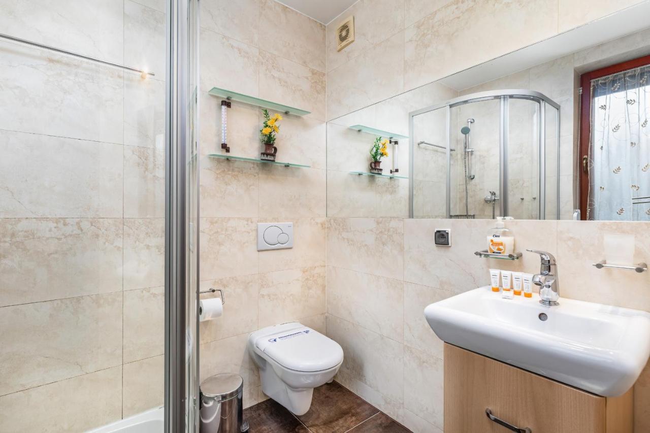 Apartamenty Zeromskiego 29 By Noclegi Renters シフィノウイシチェ エクステリア 写真