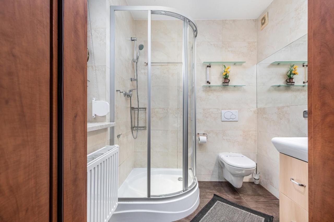 Apartamenty Zeromskiego 29 By Noclegi Renters シフィノウイシチェ エクステリア 写真