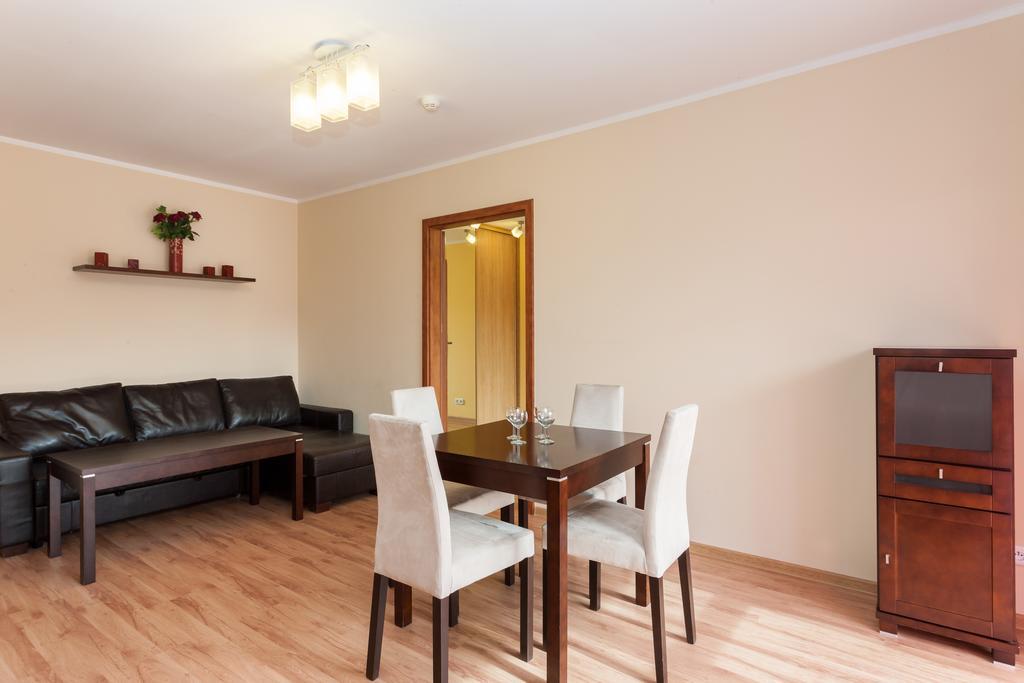 Apartamenty Zeromskiego 29 By Noclegi Renters シフィノウイシチェ 部屋 写真